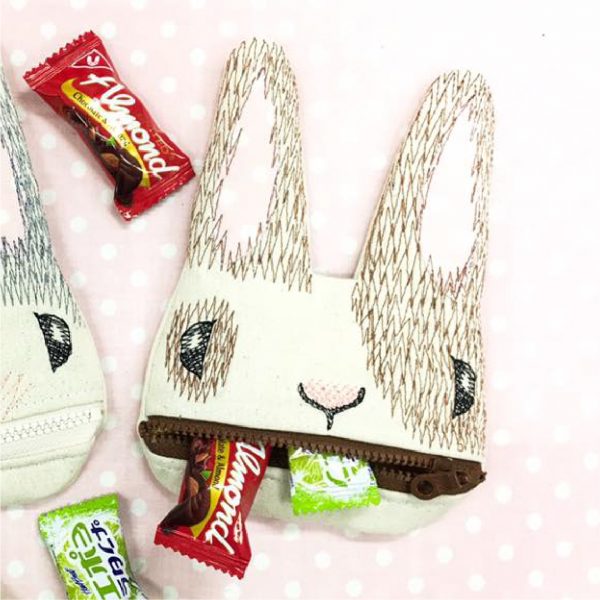 Brown Bunny Zip Purse ( Hoop Size 13x18 cm )