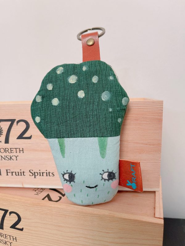 Veggie Hand Sanitizer Holder Key ( แพทเทริ์นที่ใส่เจลแอลกอฮอล์แบบพกพา 4 แบบ) - Image 4